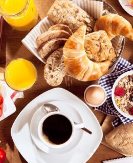 Leckeres Frühstück in meiner nähe