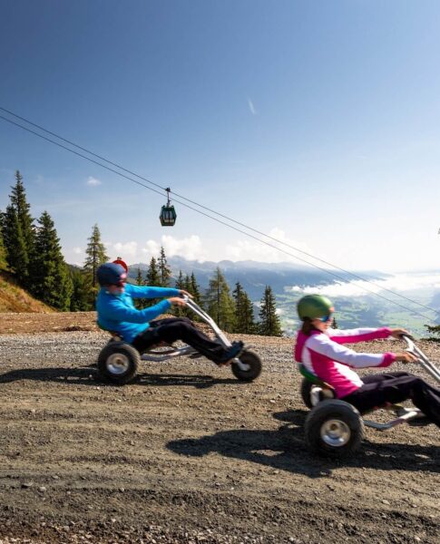 Mountaincart fahren in der Wildkogel Arena