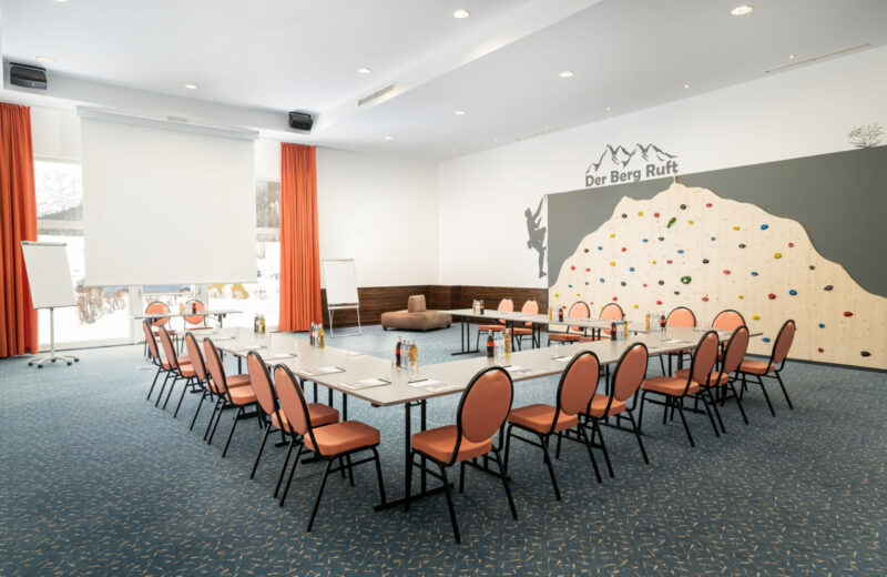 Tagungsraum im elaya hotel steinplatte