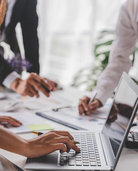 Tagen im Tagungsraum A. Adam