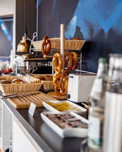 Die Theke beim Frühstücksbuffet im Aspire Elements Reutlingen