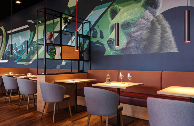 Das Frühstücksrestaurant im Holiday Inn Bern-Westside