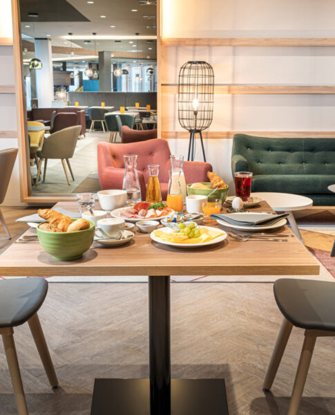 Der Frühstücksraum im Holiday Inn Mannheim