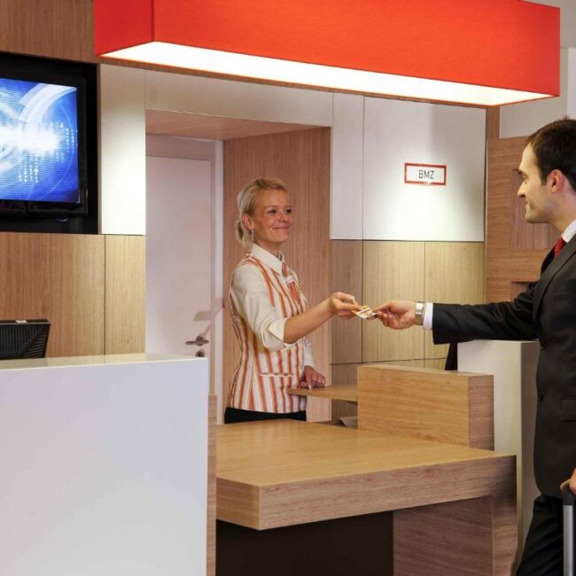 Die Rezeption des Ibis Augsburg Hauptbahnhof