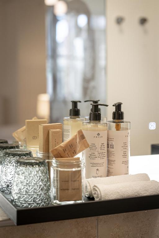 Details im Badezimmer eines Zimmers im Maxim Suites