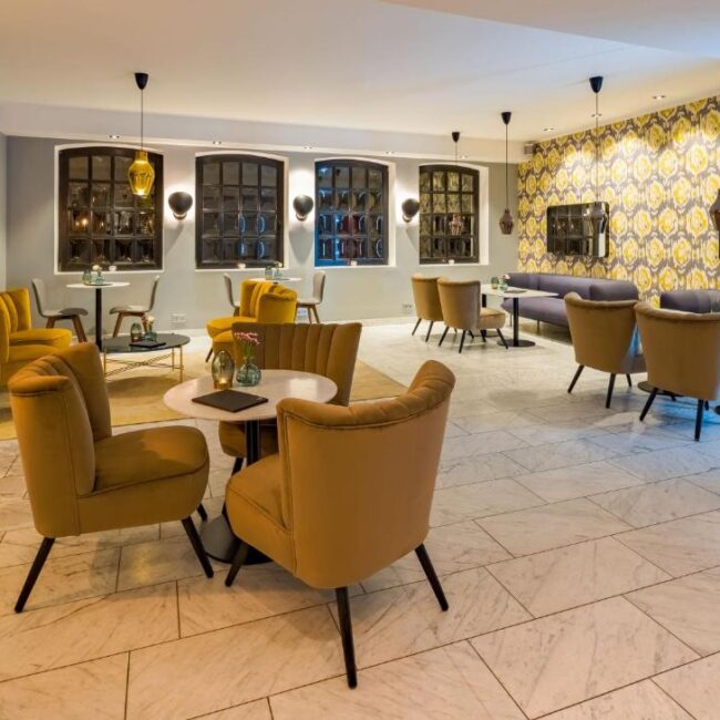 Der Gemeinschaftsraum im rugs Hotel Köln