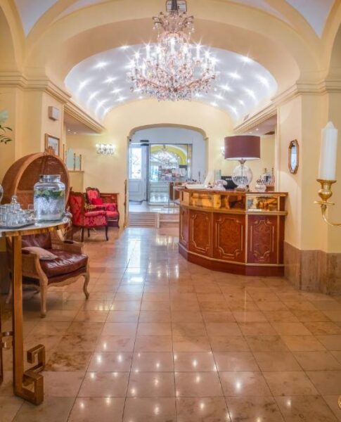 Unsere Rezeption im Schlosshotel Römischer Kaiser