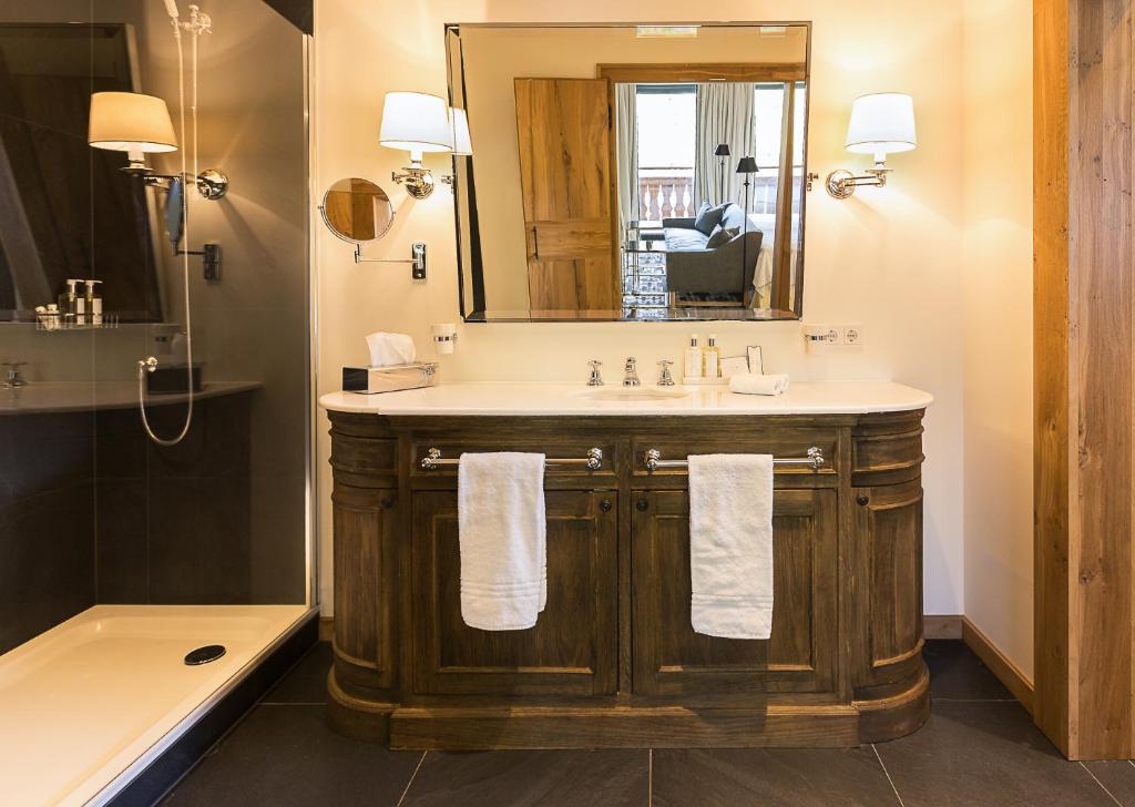 Das Badezimmer im Wachtelhof House of Hütter