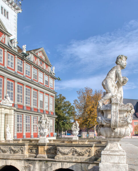 Eine Außenansicht auf den Eingang des Schloss Wolfenbüttel