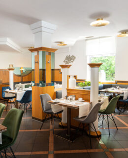 Der Frühstücksraum im QU Hotel