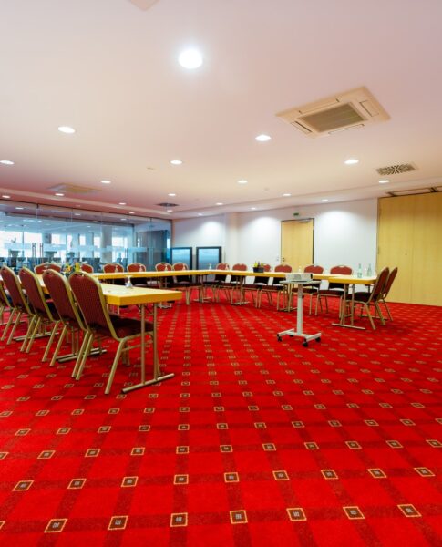 Ein Tagungsraum für große und kleine Gruppen