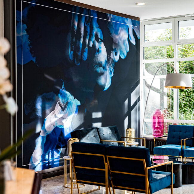 In der Lobby kannst Du Dich von Deiner Anreise erholen