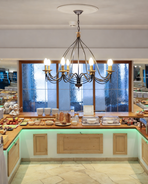 Das Buffet im Arthotel ANA Panorama