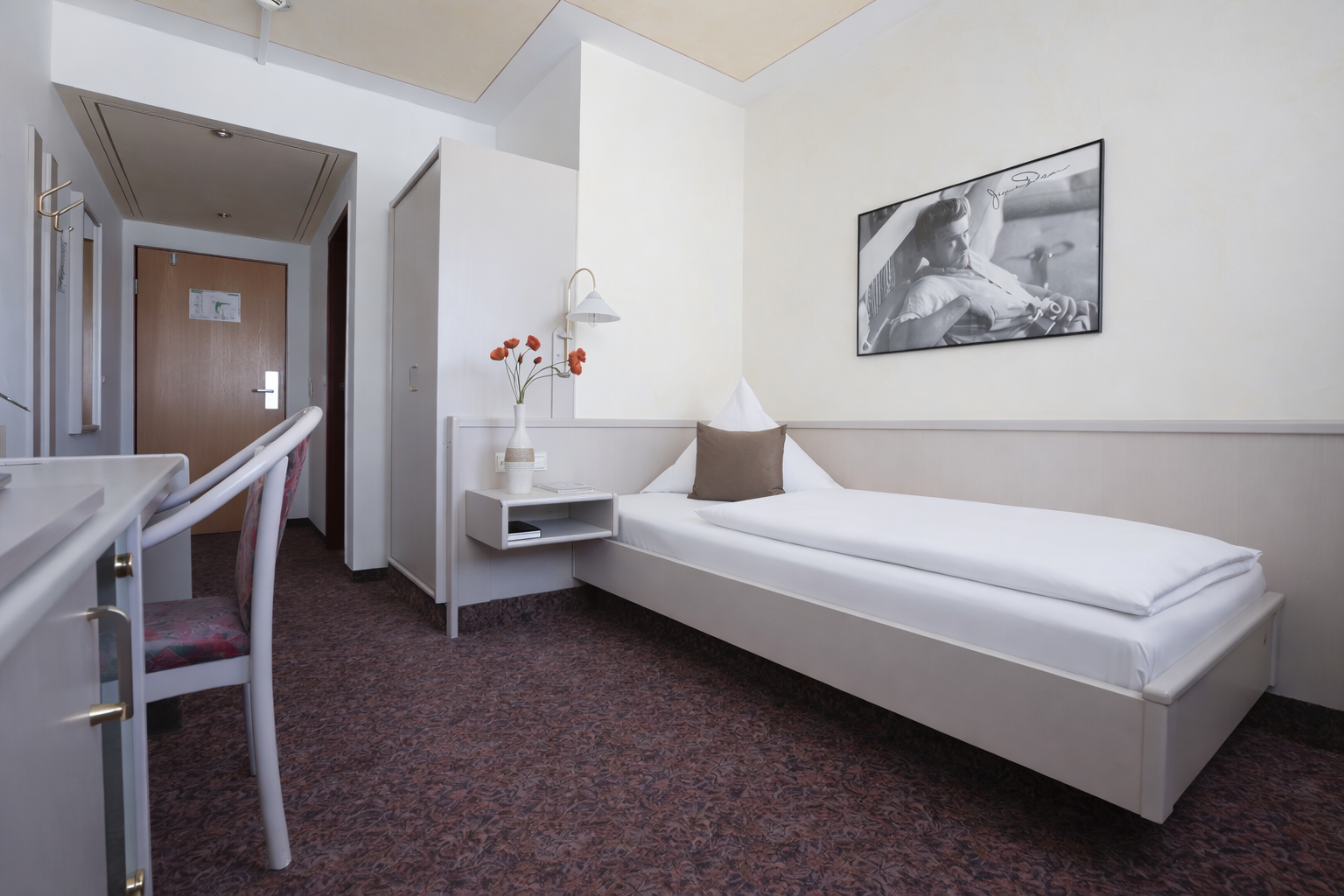 Das Einzelzimmer mit Bett im Arthotel ANA Panorama