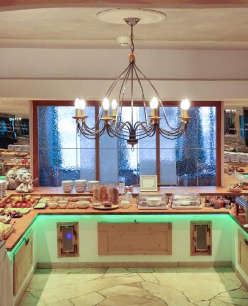 Das Frühstück im Arthotel ANA Panorama